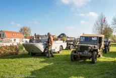 Herdenking Operation Quick Anger 2019 - Herdenking Operation Quick Anger 2019: Drie Jeeps en een Ford GPA Jeep uit WOII staan bij Huize Vredenburg in Westervoort om te gaan...