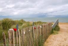 Normandy, 75 years after D-Day - Memorial tour through Normandy: During the 75th anniversary of D-Day, Canadian students decorated the entrance to Juno Beach with red and white...