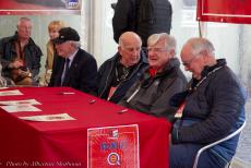 Engeland, IMM in Bristol - IMM Bristol:&nbsp;Een speciale gast op het IMM was Paddy Hopkirk (met baseballcap). Hij is nog altijd een ware legende. Hopkirk werd&nbsp;vooral...