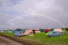 Engeland, IMM in Bristol - IMM Bristol: Na een zware storm en hevige regenbuien verscheen er een prachtige regenboog boven de camping op het terrein van Washingpool Farm in...
