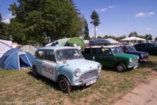 Polen, IMM Leszno - Op het IMM in Leszno stond een prachtige Mini Cooper uit 1968 die door de Zweedse eigenaar de looks heeft gekregen van een Engelse politiewagen....