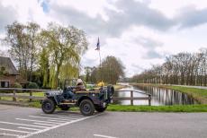 Herdenking Operatie Cannonshot 2018 - Herdenking Operatie Cannonshot: Onze Ford GPW Jeep steekt het Apeldoorns Kanaal over tijdens de herdenkingsrit van Operatie Cannonshot in 2018....
